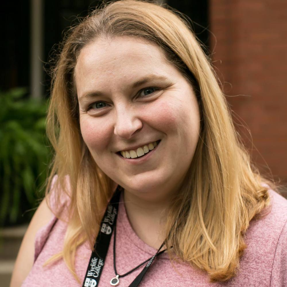 Meet your Posher, Sonya